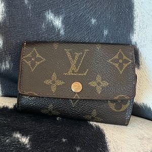Louis Vuitton Monogram Six Key Holder SD0031